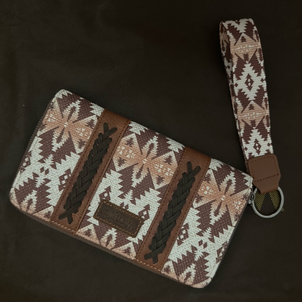 Wrangler Brown and Cream Clutch Wristlet
